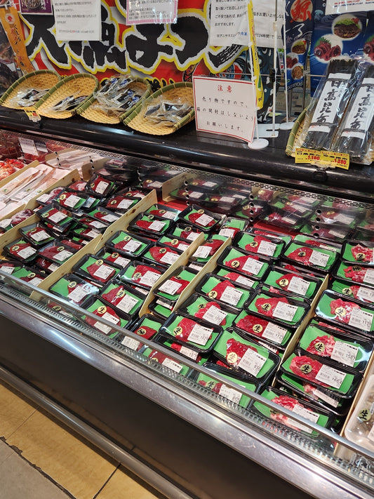 ミンククジラ入荷してます!!